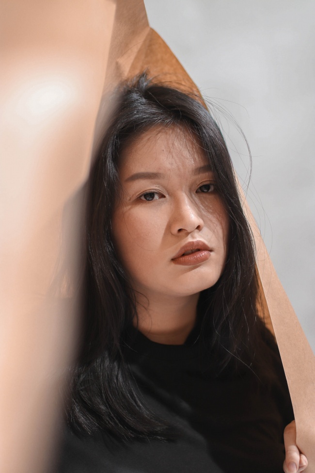 霓虹寡妇